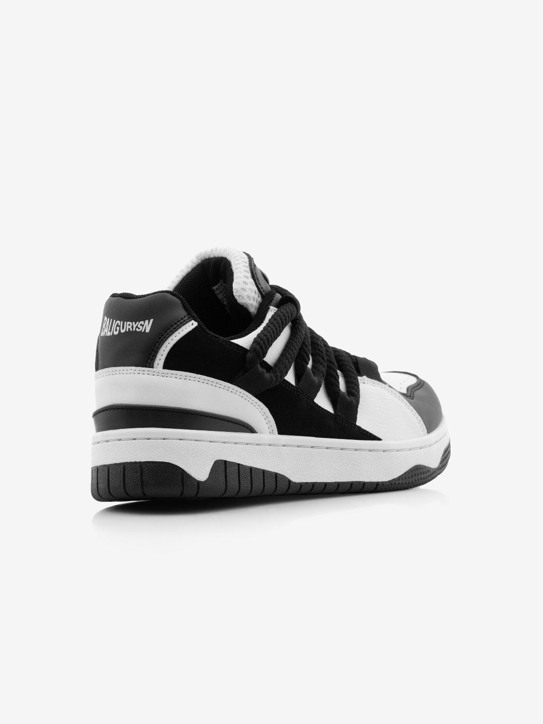 BaligURYSN Urban Midnight Black Flat Low Top Classy Women’s Sneaker