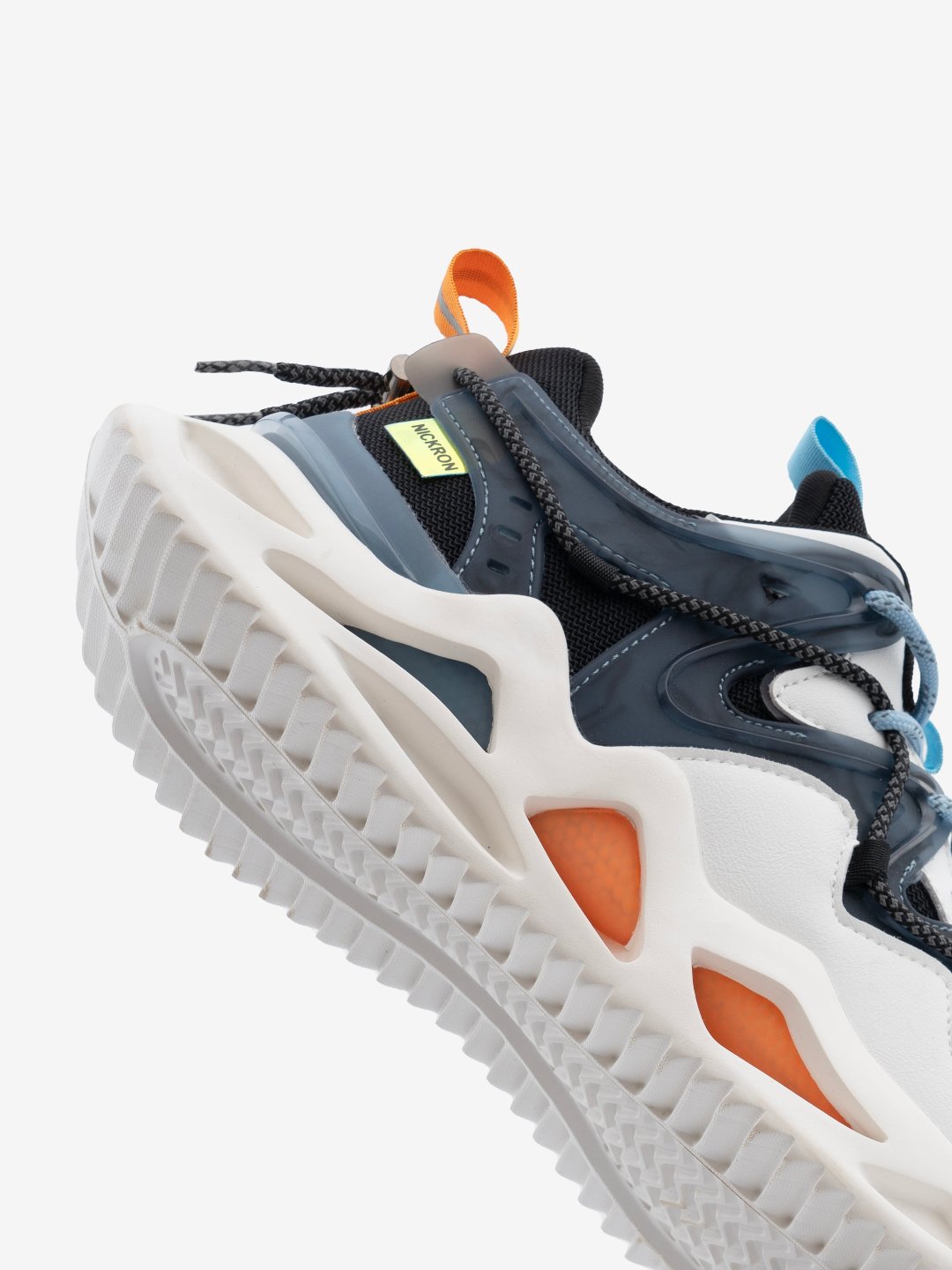 Chunky sole view of Moscow Ghost White – Daily wear white sneakers for Indian streets