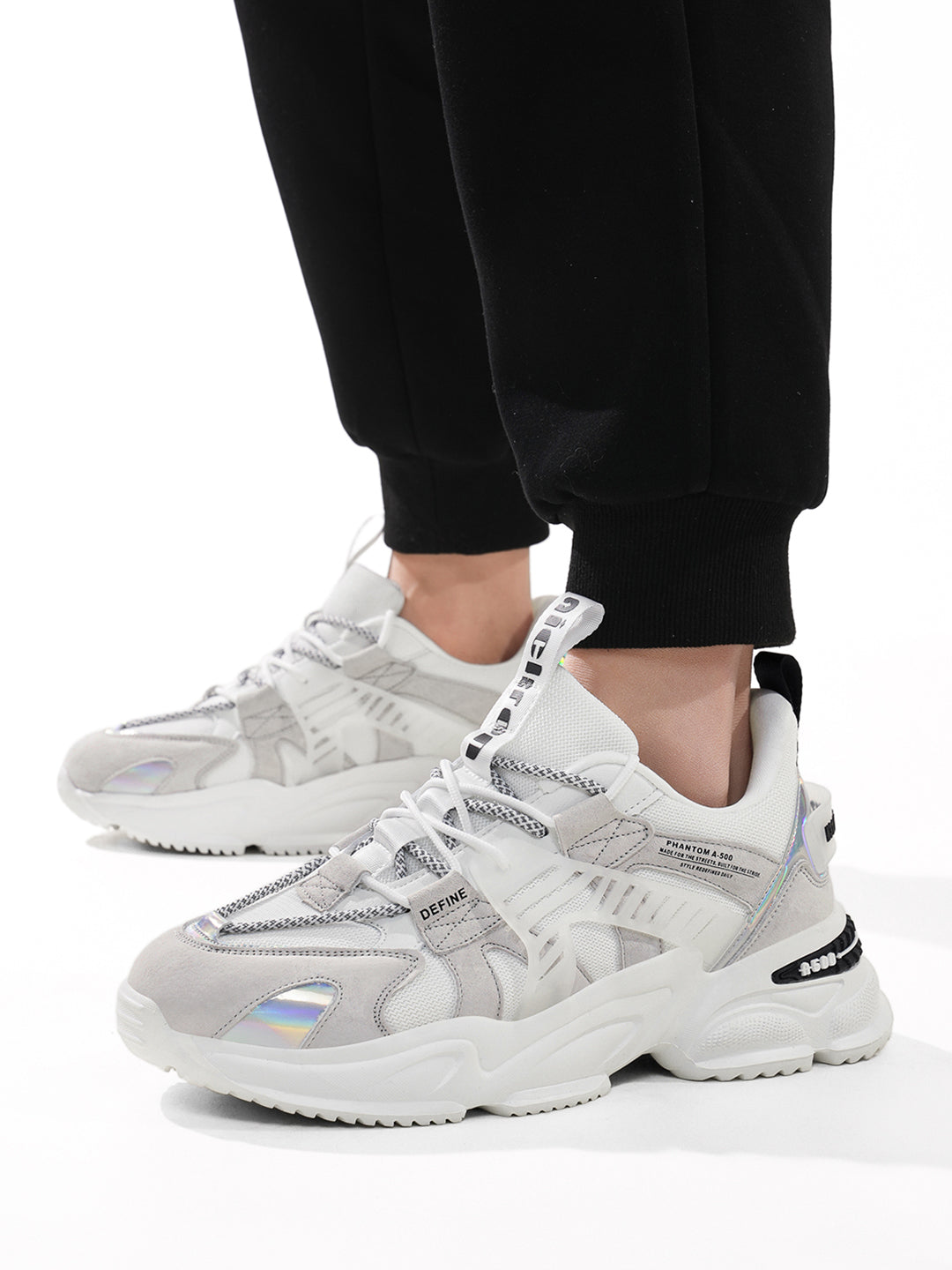 Nickron Snow Phantom sneakers worn – White chunky sneakers for men in streetwear style