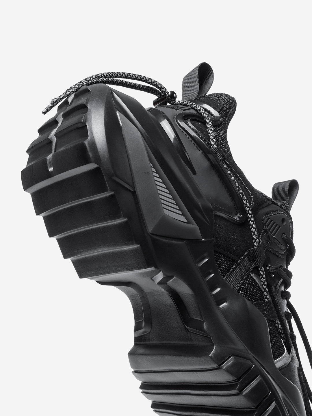 Chunky sole and heel of Rocket Boost Black – Black designer shoes for men