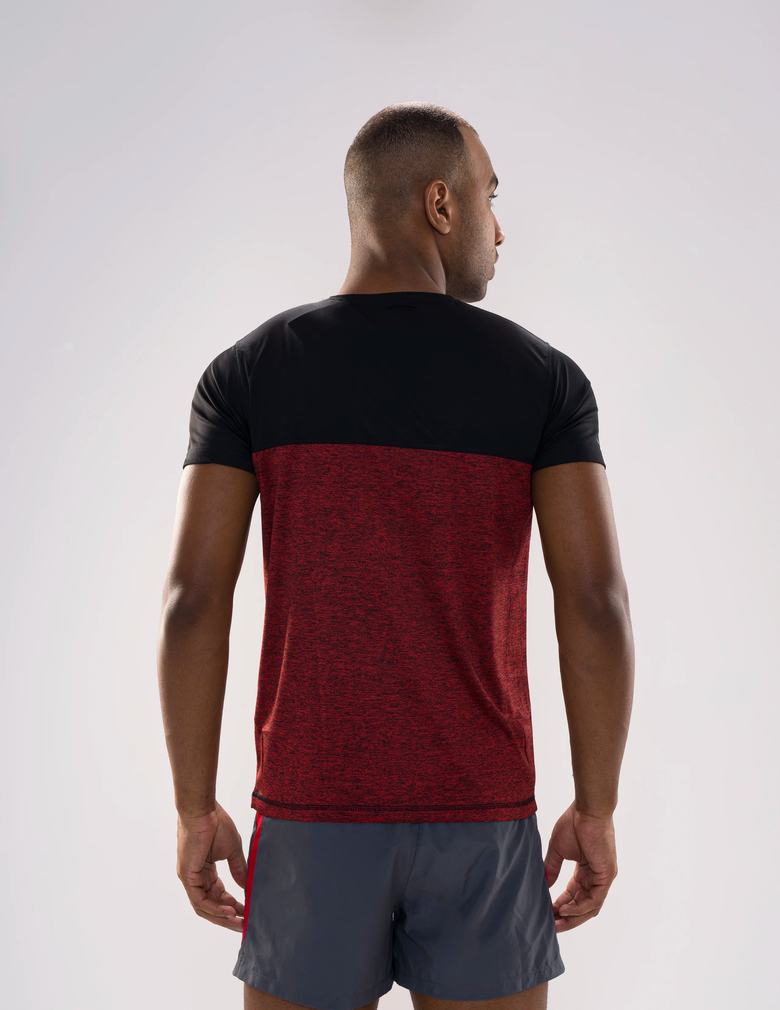 Nickron two-tone Half Sleeve T-Shirt in Black & Mahroon –  Back View