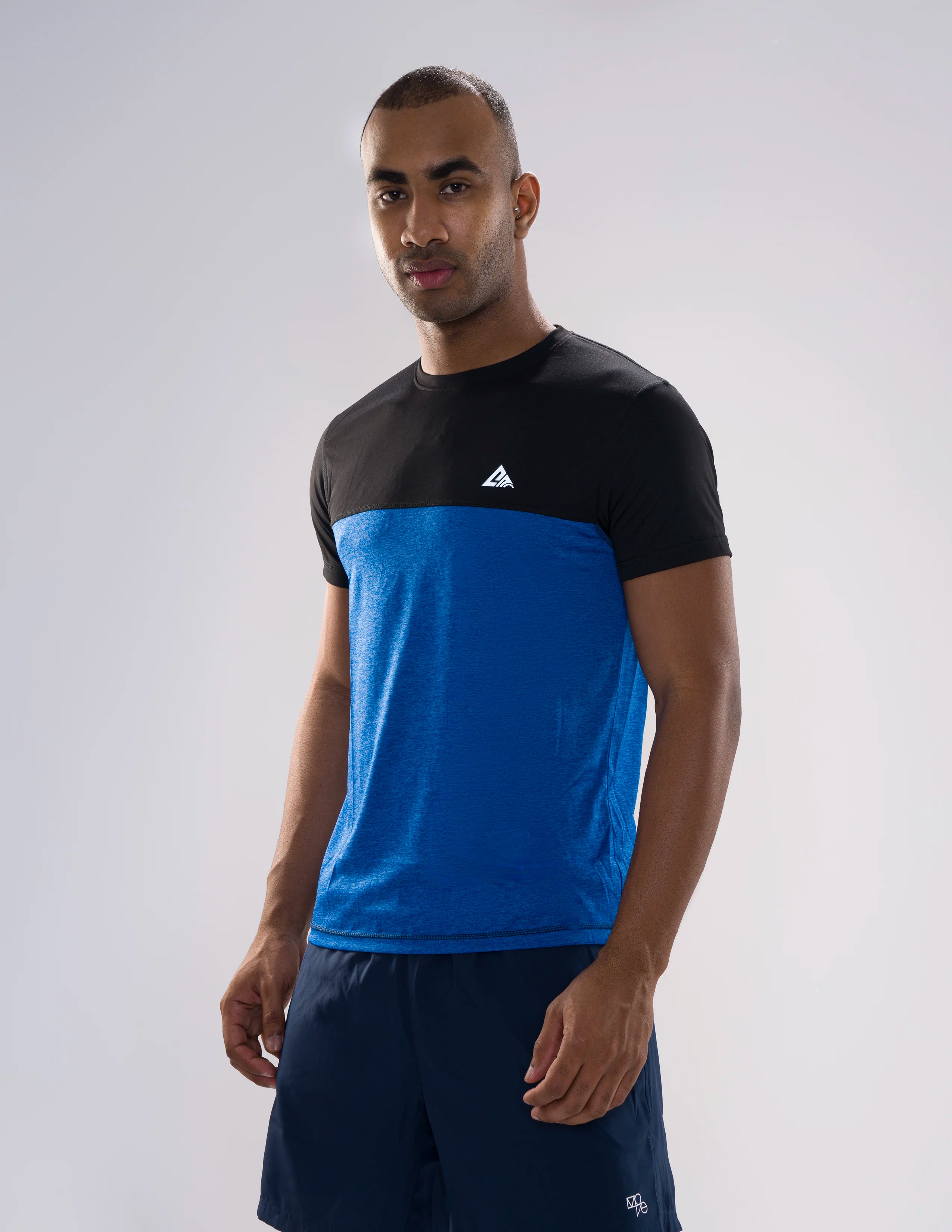 Nickron two-tone Half Sleeve T-Shirt in Black & Blue –  Right Angel Front View